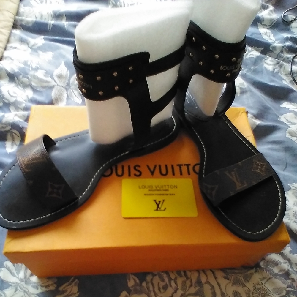 Louis Vuitton Sandals